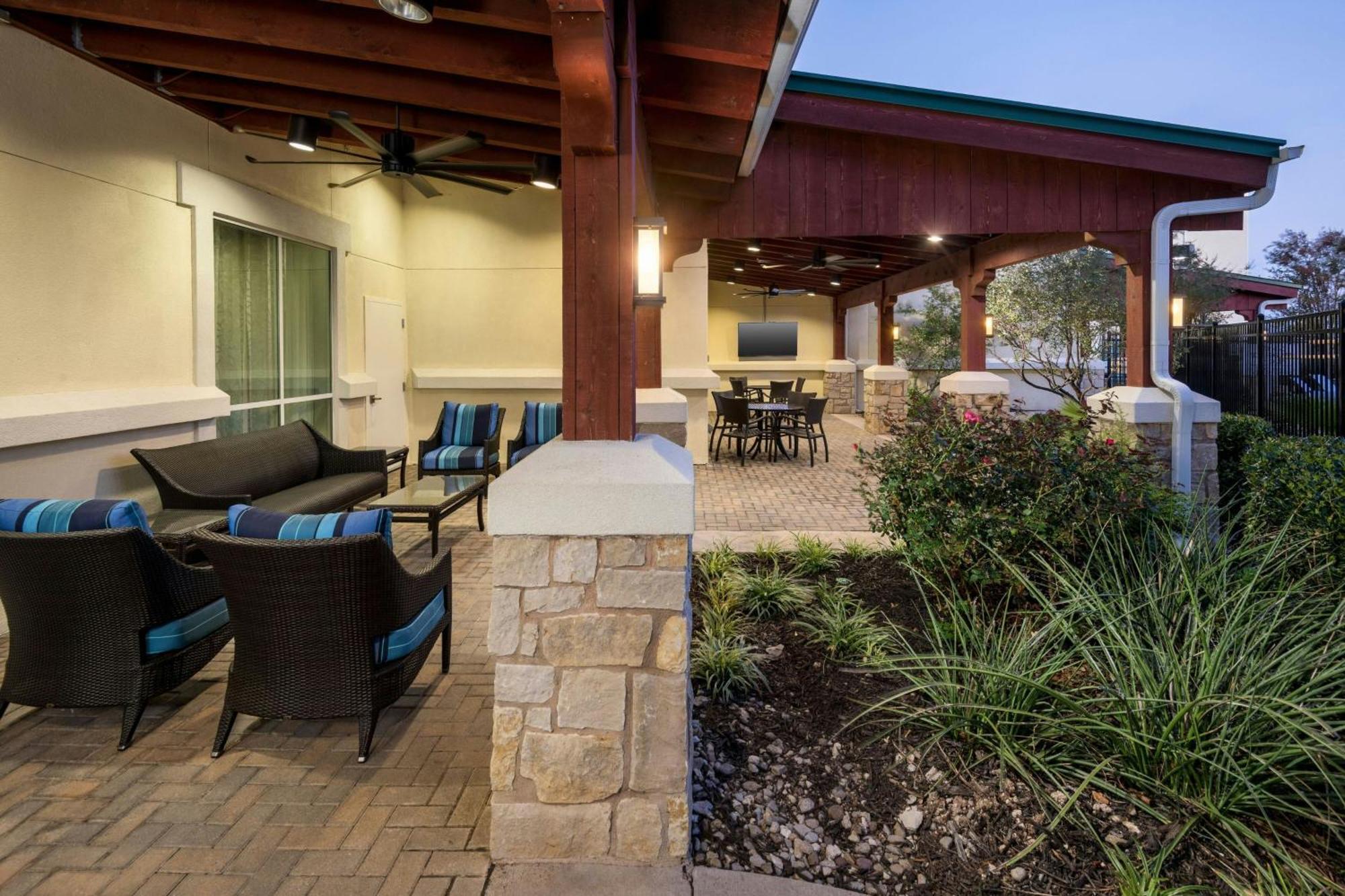 Courtyard By Marriott Abilene Northeast Hotel Exterior photo